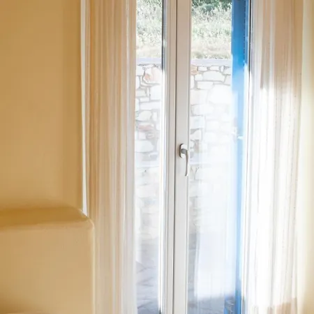 Dimitra's House Holiday home *